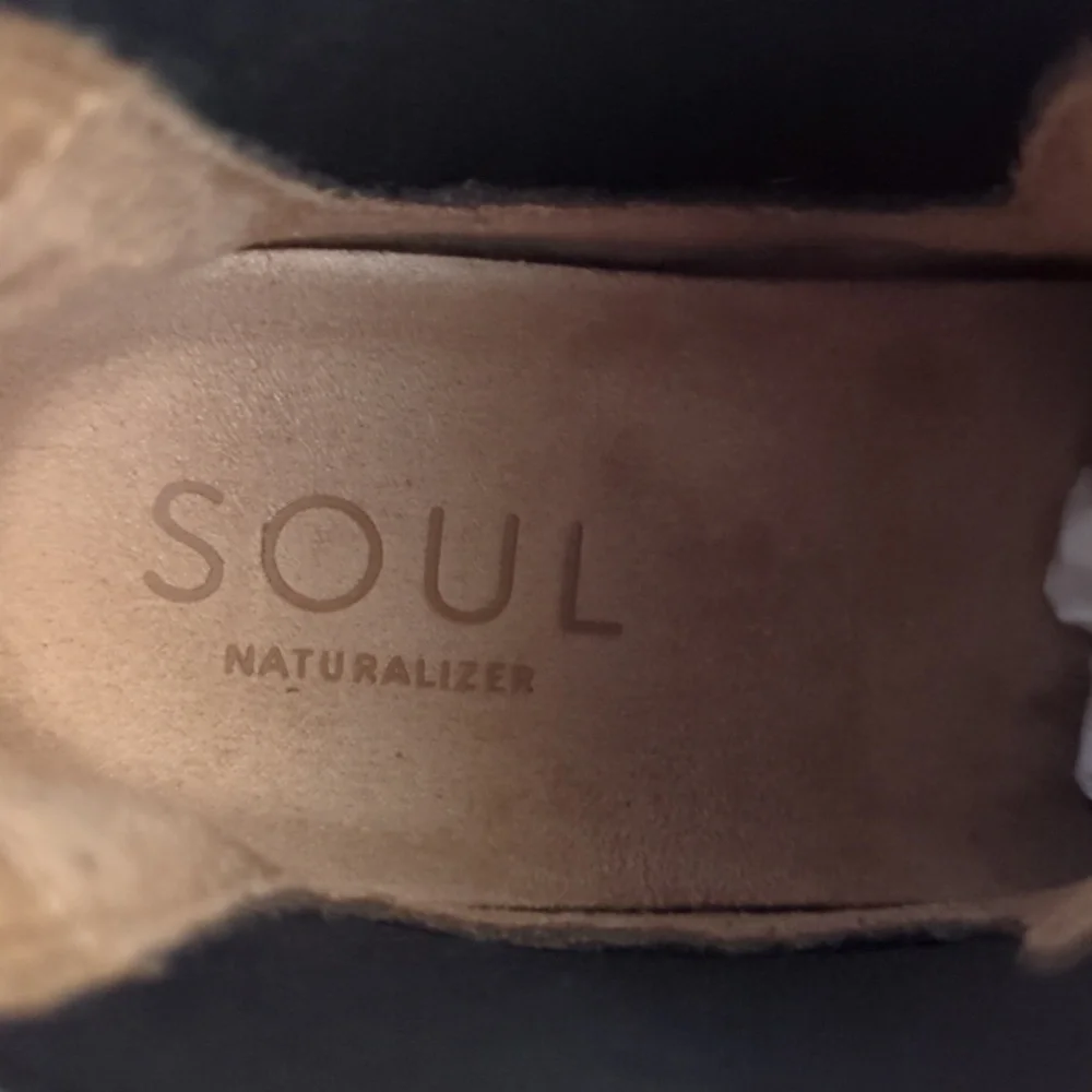 Hawkins by Soul Naturalizer